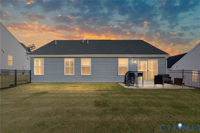 7735 Medalist Ln, New Kent, VA 23124