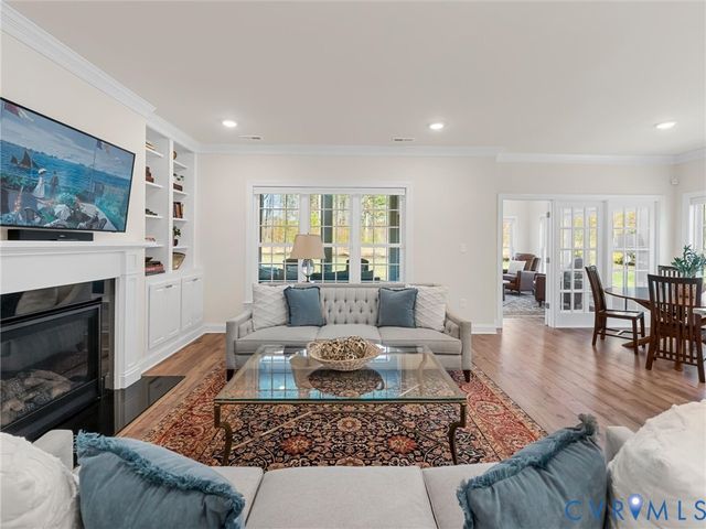 308 Piping Rock Rd, Manakin Sabot, VA 23103