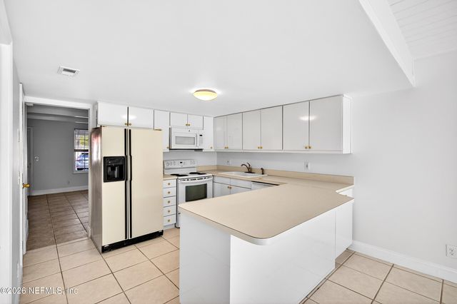 4358 TIMUQUANA Road 150, Jacksonville, FL 32210