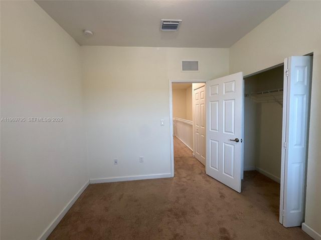 9374 W 32nd Ln, Hialeah, FL 33018