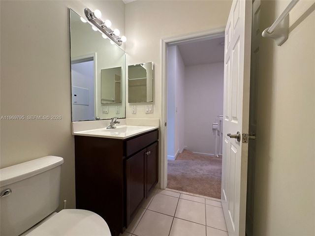 9374 W 32nd Ln, Hialeah, FL 33018