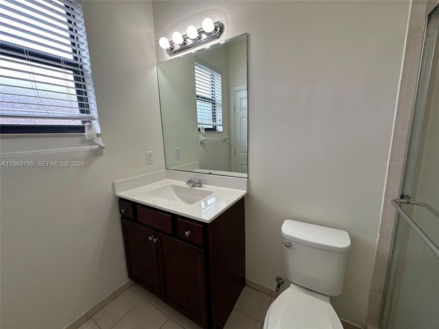 9374 W 32nd Ln, Hialeah, FL 33018