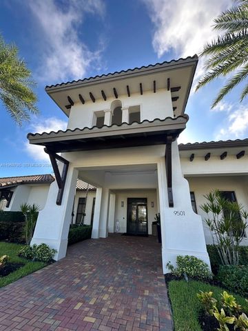 9374 W 32nd Ln, Hialeah, FL 33018