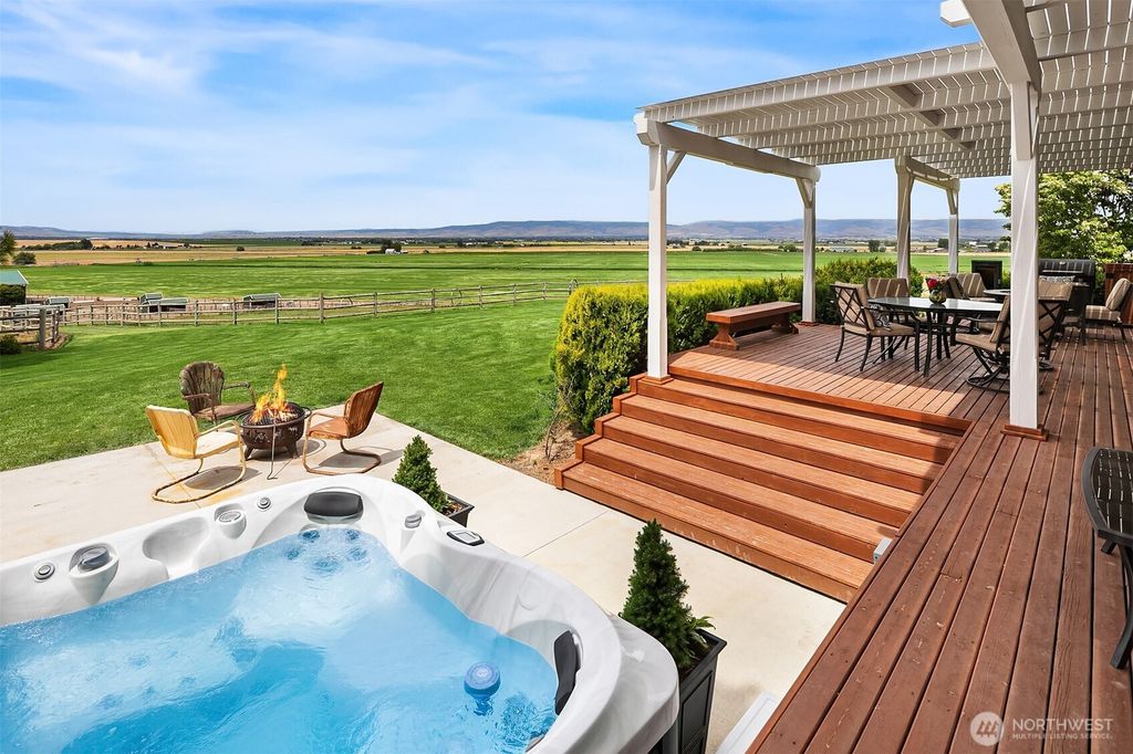 Image 36 of property listing at 1401 Emerson Road, Ellensburg, WA 98926