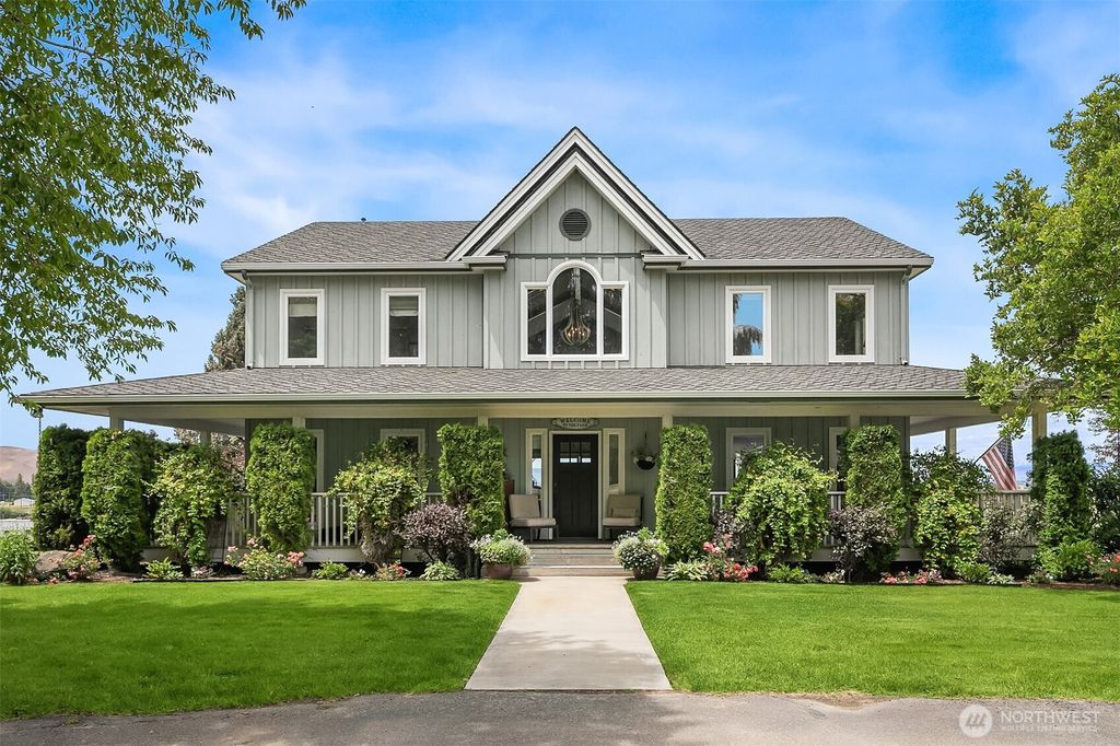 Image 10 of property listing at 1401 Emerson Road, Ellensburg, WA 98926