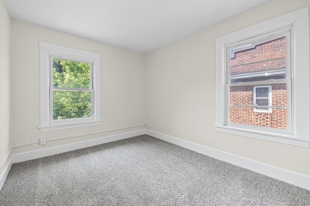 892 Marshall Avenue, Saint Paul, MN 55104