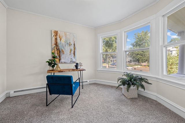 892 Marshall Avenue, Saint Paul, MN 55104