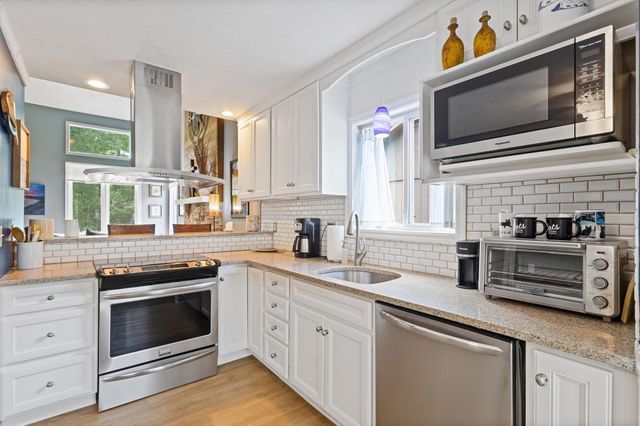 2276 Vereen Circle, Little River, SC 29566