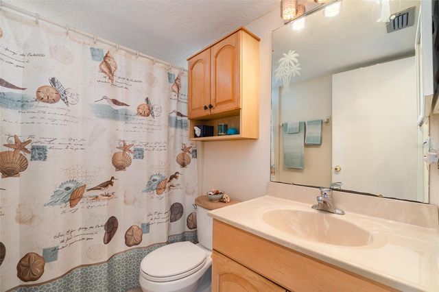 2700 MAGDALINA DRIVE 2B, Punta Gorda, FL 33950