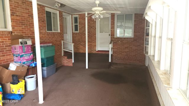 2363 Park Avenue, Alford, FL 32420