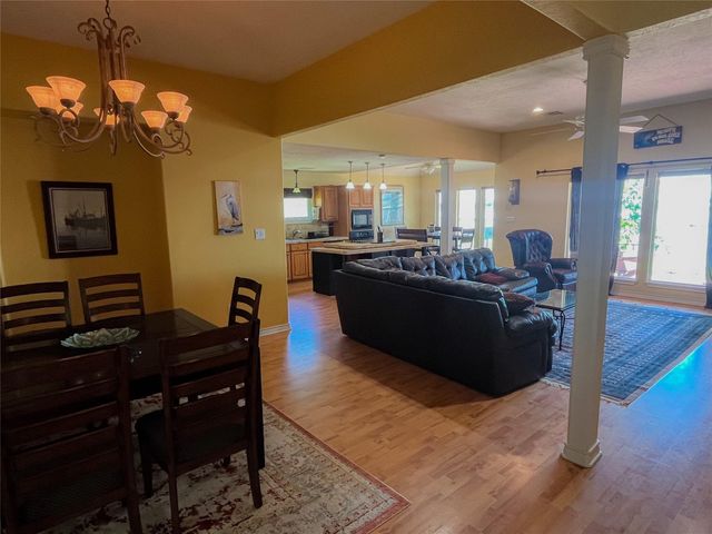 231 Memphis Bell, Trinity, TX 75862