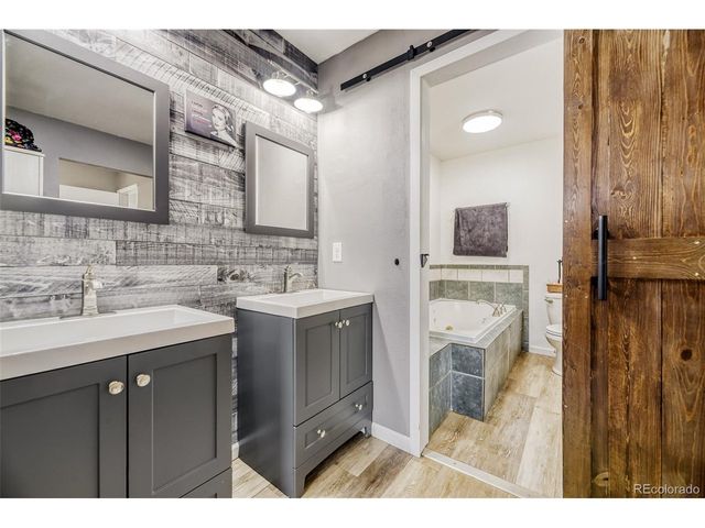 12341 W Layton Ave, Morrison, CO 80465