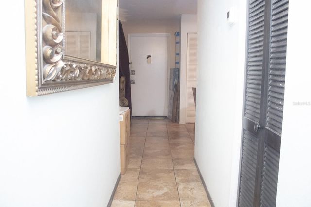 922 LAKE DESTINY ROAD H, Altamonte Springs, FL 32714