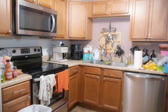 922 LAKE DESTINY ROAD H, Altamonte Springs, FL 32714