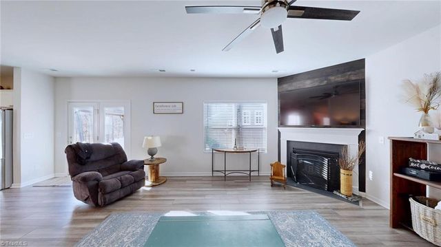 3723 Boxwood Court, Thomasville, NC 27360