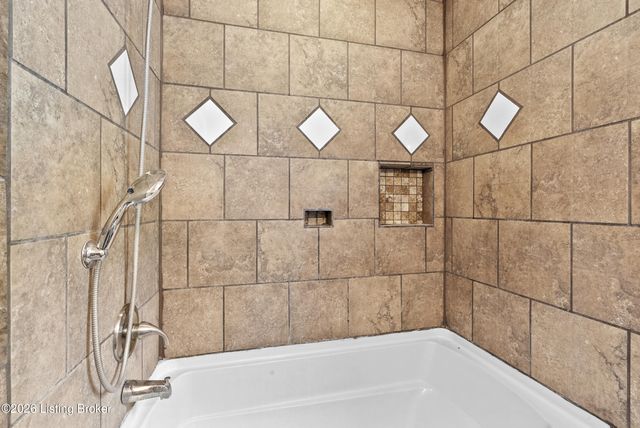 713 Saint John Rd, Elizabethtown, KY 42701