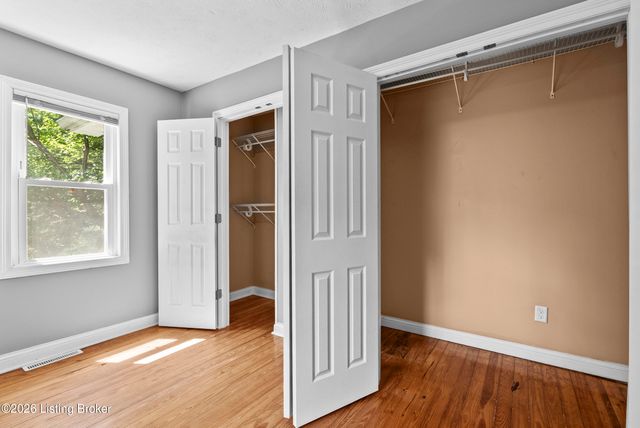 713 Saint John Rd, Elizabethtown, KY 42701