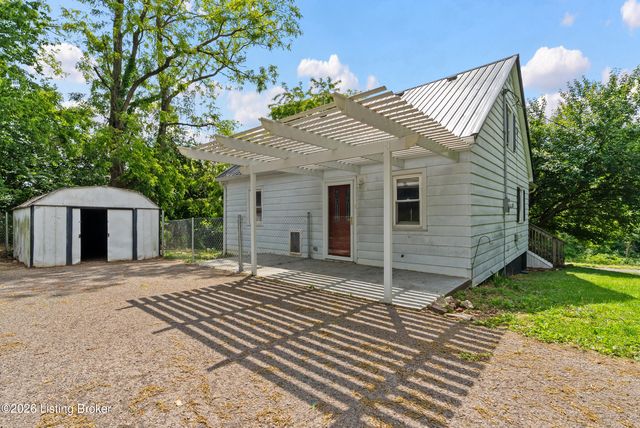 713 Saint John Rd, Elizabethtown, KY 42701