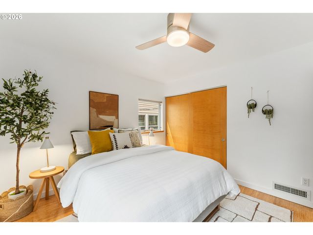 1310 Se 14th Ave 3, Portland, OR 97214