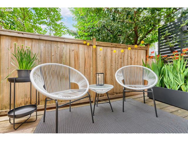 1310 Se 14th Ave 3, Portland, OR 97214