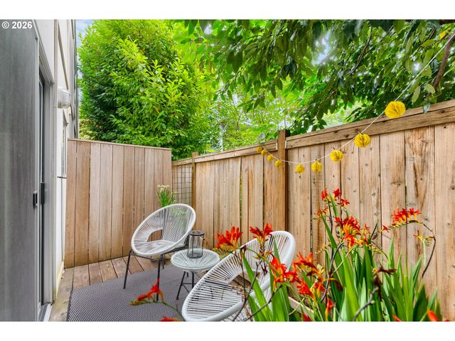 1310 Se 14th Ave 3, Portland, OR 97214