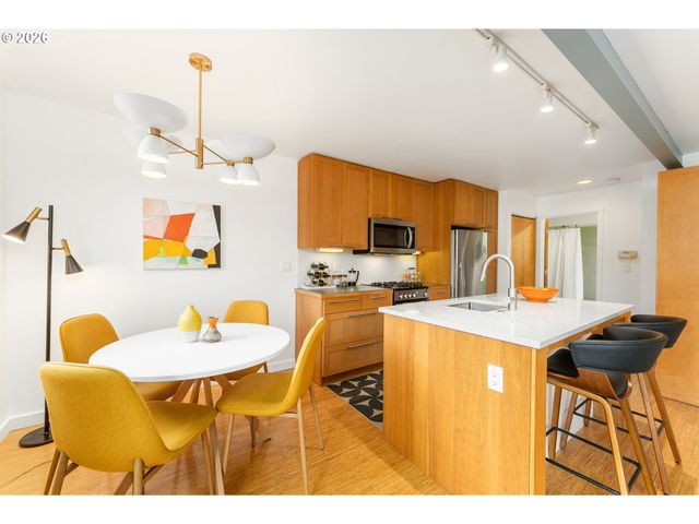 1310 Se 14th Ave 3, Portland, OR 97214