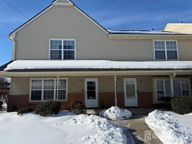 942 Thomas Avenue, North Brunswick, NJ 08902