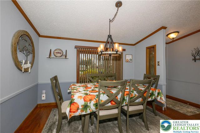 270 Craig Street, Lower Towamensing Tp, PA 18071