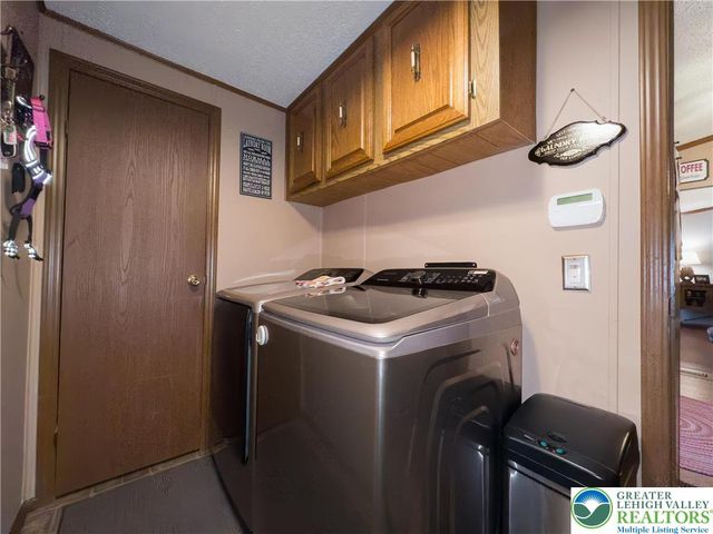 270 Craig Street, Lower Towamensing Tp, PA 18071