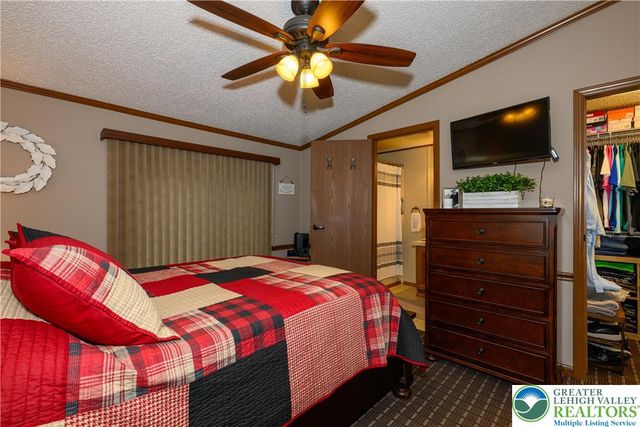 270 Craig Street, Lower Towamensing Tp, PA 18071