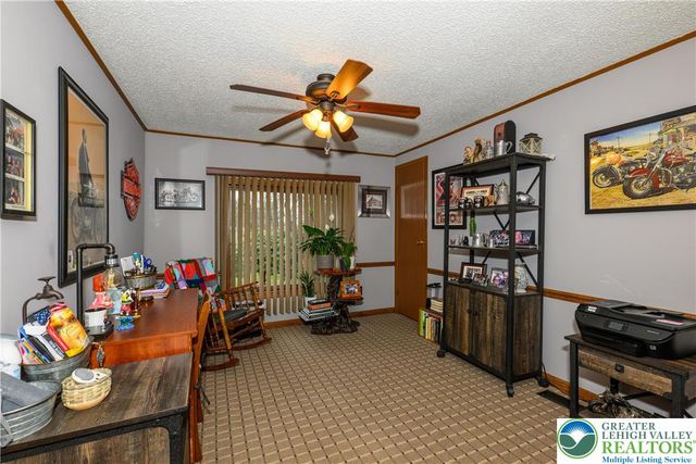 270 Craig Street, Lower Towamensing Tp, PA 18071