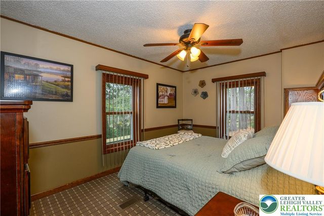 270 Craig Street, Lower Towamensing Tp, PA 18071