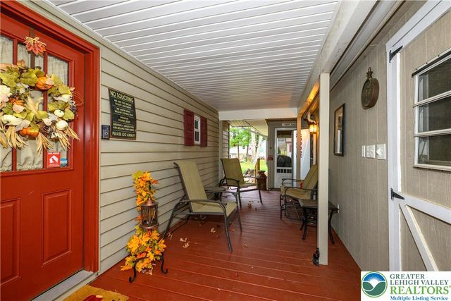 270 Craig Street, Lower Towamensing Tp, PA 18071