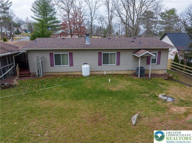 270 Craig Street, Lower Towamensing Tp, PA 18071