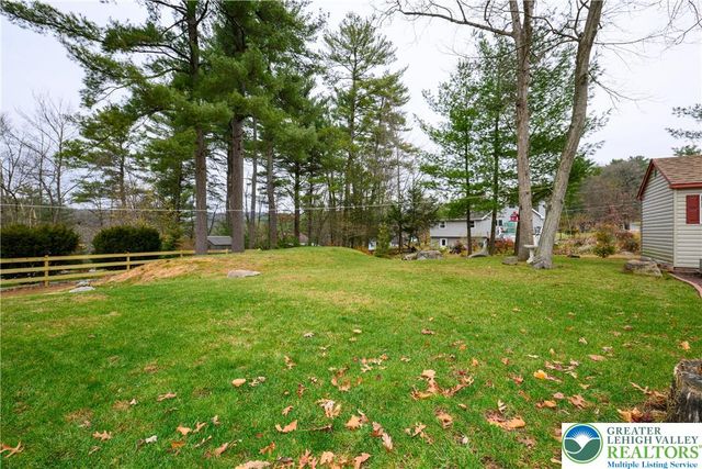 270 Craig Street, Lower Towamensing Tp, PA 18071