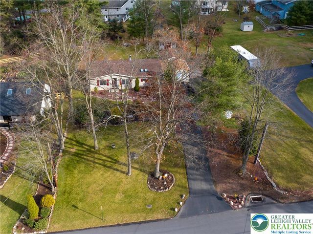 270 Craig Street, Lower Towamensing Tp, PA 18071