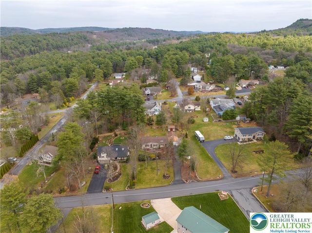 270 Craig Street, Lower Towamensing Tp, PA 18071