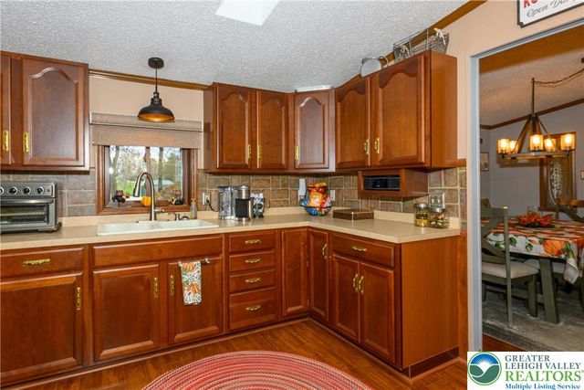 270 Craig Street, Lower Towamensing Tp, PA 18071