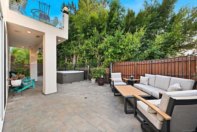 6415 Ruby Way, Carlsbad, CA 92011