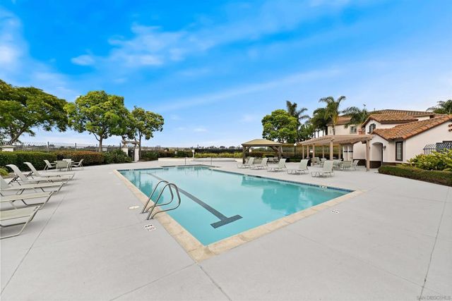 6415 Ruby Way, Carlsbad, CA 92011