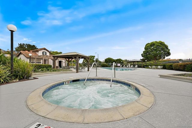 6415 Ruby Way, Carlsbad, CA 92011