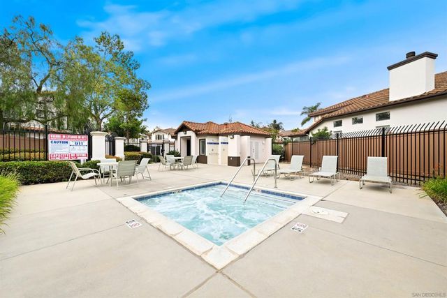6415 Ruby Way, Carlsbad, CA 92011