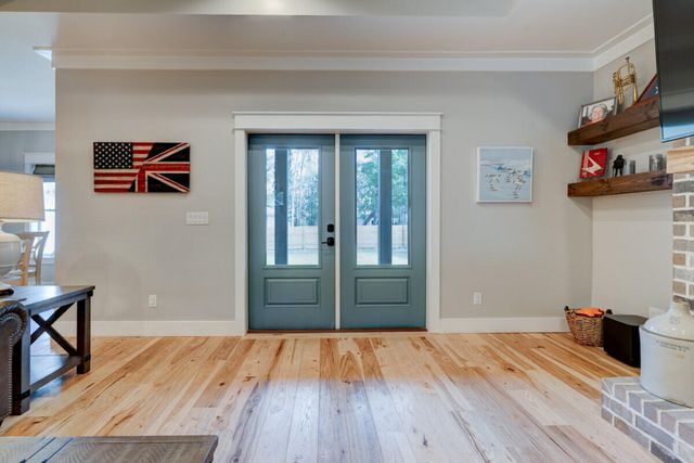 184 Magnolia Drive, Freeport, FL 32439