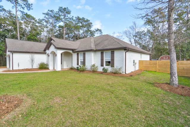 184 Magnolia Drive, Freeport, FL 32439