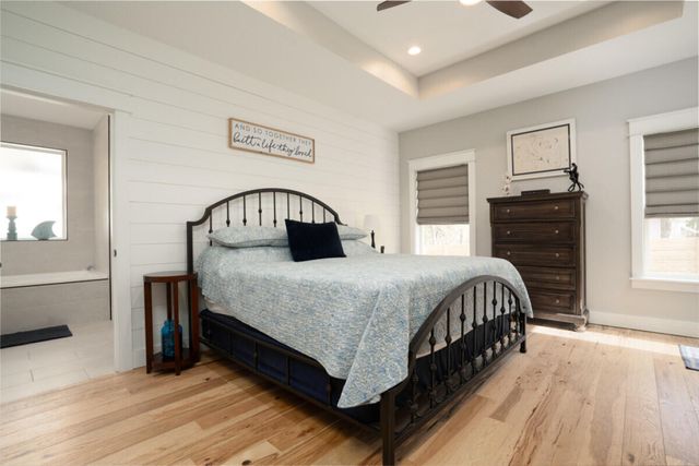 184 Magnolia Drive, Freeport, FL 32439