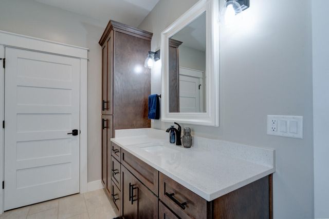 184 Magnolia Drive, Freeport, FL 32439