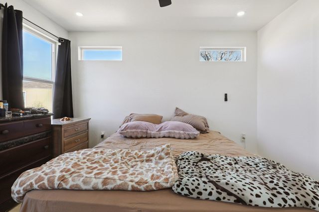 194 Tulipan LN, Dale, TX 78616