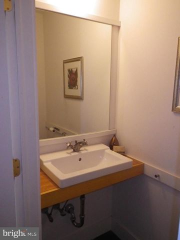 523 N BUDD ST, Philadelphia, PA 19104