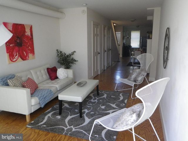 523 N BUDD ST, Philadelphia, PA 19104