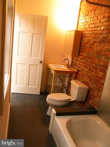 523 N BUDD ST, Philadelphia, PA 19104